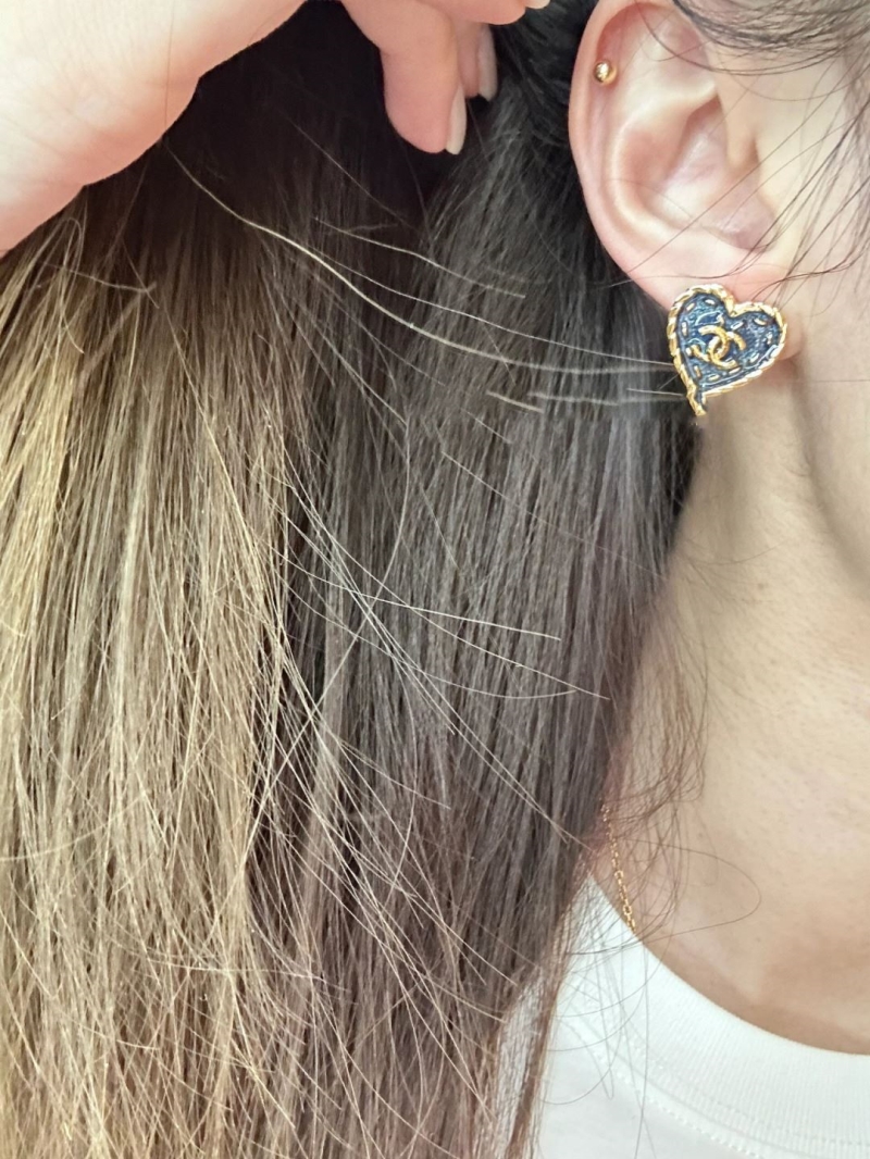 Ch**el earrings